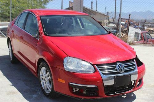 2009 volkswagen jetta tdi sedan damaged salvage low miles economical wont last!!