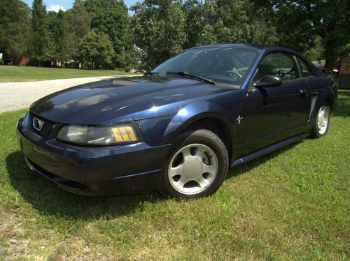 2001 ford mustang deluxe coupe 3.8 litre v6 5 speed clean carfax current inspect