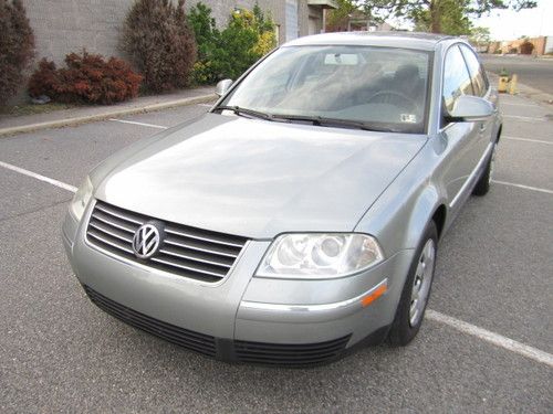 2005 volkswagen passat gl tdi diesel one owner! super clean!