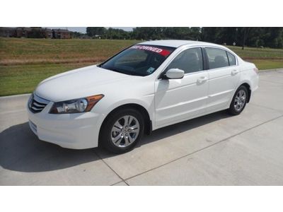 2012 honda accord,4cyl, spec ed, white/tan, alloy wheels, garage kept
