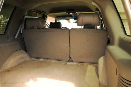 1999 GMC Yukon Denali 4WD - extra set wheels and tires included, image 10