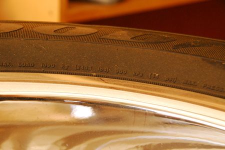 1999 GMC Yukon Denali 4WD - extra set wheels and tires included, image 15