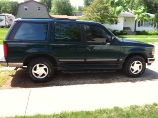 1994 ford explorer xlt sport utility 4-door 4.0l