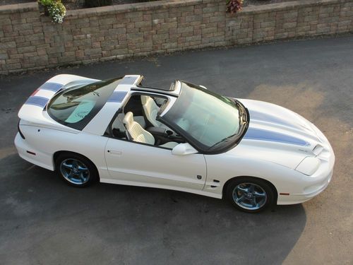 1999 30th anniversary trans am # 789 of 1600 low miles mint condition rare