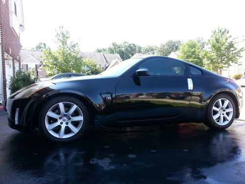 2003 nissan 350z enthusiast coupe 2-door 3.5l