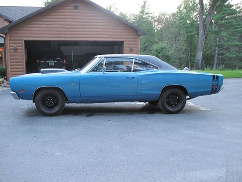 1969 dodge coronet super bee hardtop 2-door 6.3l