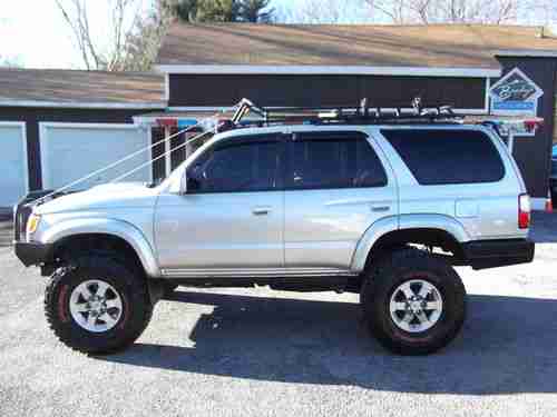 2001 Toyota 4Runner SR5 Sport Utility 4x4  4 dr Auto, image 8