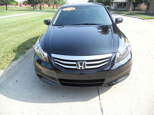 2012 honda accord sedan 2.4l*no reserve*leather*htd*usb*tints*low miles*rebuilt