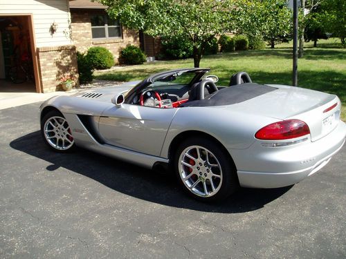 Viper mamba edition  low miles excellent!!!!!!
