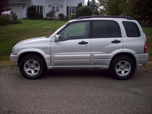 2001 suzuki grand vitara jlx plus se sport utility 4-door 2.5l