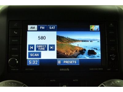 Manual Transmission Heated Seats Navigation Tow Package Running Boards, image 14