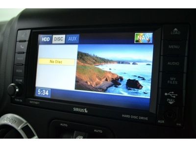 Manual Transmission Heated Seats Navigation Tow Package Running Boards, image 22