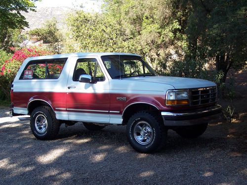 1994 ford bronco xlt sport utility 2-door 5.0l 5spd. 4x4