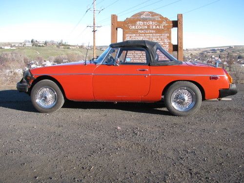 1977 MG MGB convertible, image 4