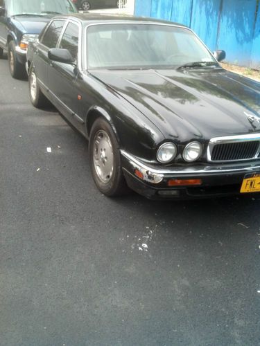 Jaguar 97  xj6    - 154,000 original miles