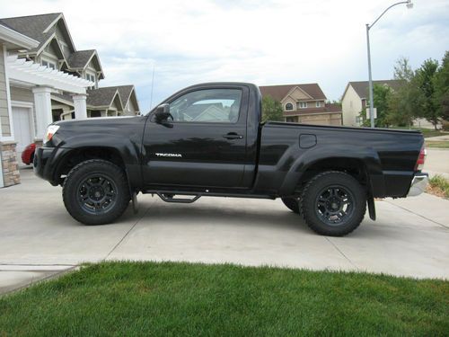 Toyota tacoma base standard cab pickup 2-door 2.7l 2009