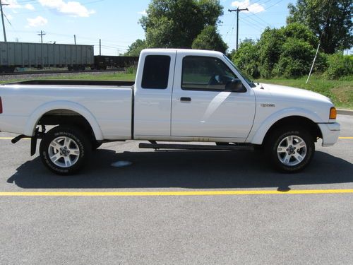2004 Ford Ranger XLT Extended Cab Pickup 4-Door 4.0L 4x4, image 11