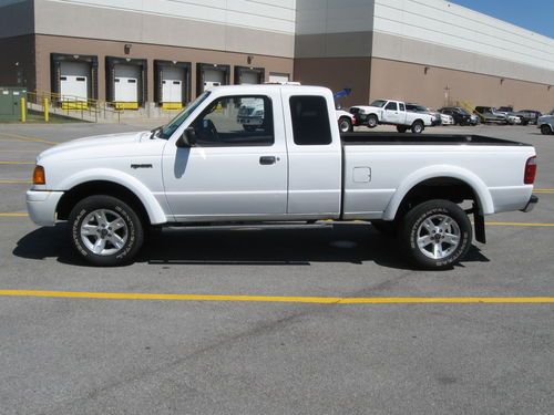 2004 Ford Ranger XLT Extended Cab Pickup 4-Door 4.0L 4x4, image 17