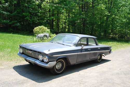 1961 chevrolet bel air base sedan 4-door 3.8l