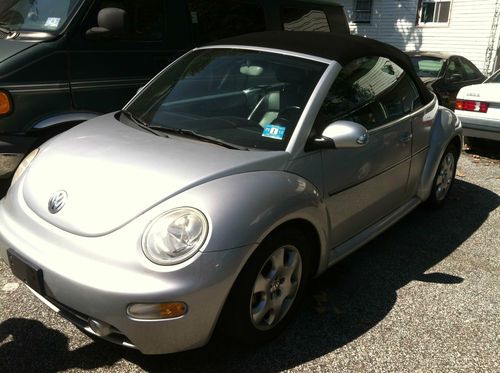 2003 volkswagen beetle gls convertible 2-door 2.0l