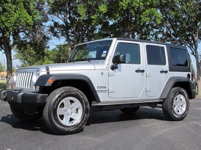 Clean sport 4x4 wrangler unlimited 50k with lifetime warranty included