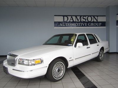 1996 lincoln town car 4dr sdn exec