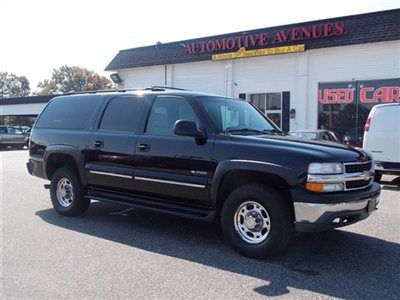 2000 chevrolet suburban lt 2500   moonroof  clean car fax best price must see!