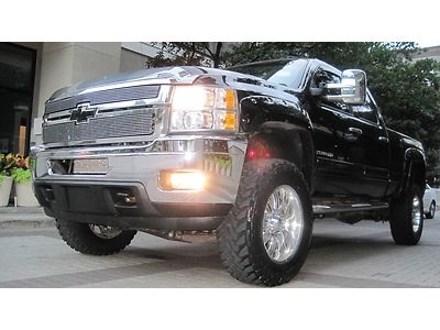 2011 chevrolet silverado 2500hd duramax diesel 4x4 29800k,nav,cam,4"procomp lift