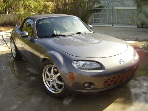 2007 mazda miata mx5  w/ moss supercharger