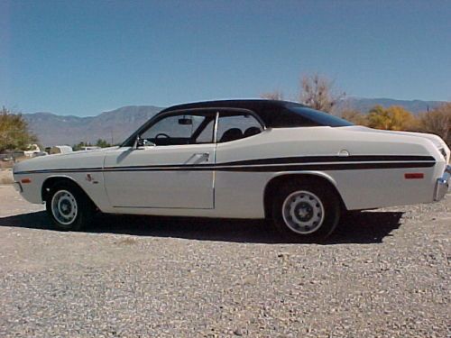 1972 dodge dart demon coupe 2-door 5.2l