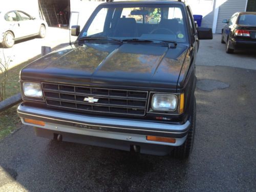 1988 Chevrolet S-10, image 2