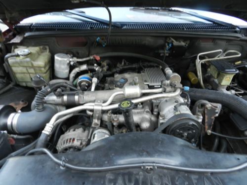 98' GMC Suburban 1500 6.5 Diesel, image 9