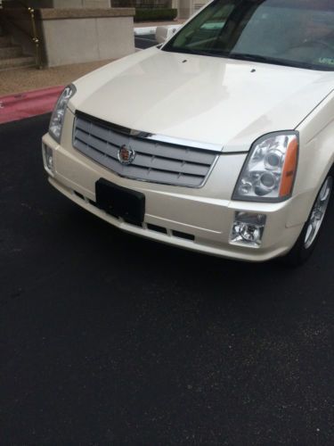 2006 cadillac srx  (3.6 liter  6 cyl engine  5 speed automatic  trans , sunroof