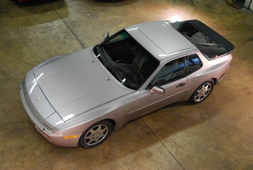 1988 porsche 944 turbo &#039;s&#039; - excellent condition, fresh service, correct tires