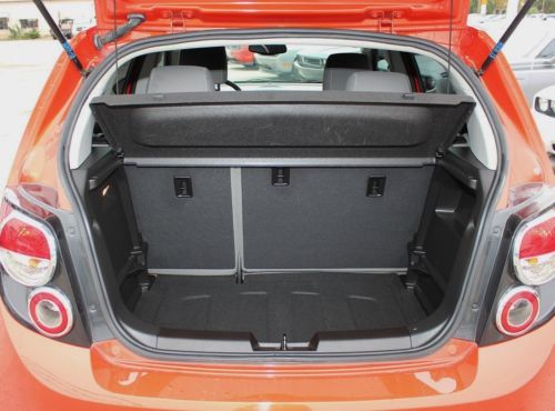 1.8L I4 Automatic LS Keyless Entry OnStar SiriusXM Power Equipment Alloy Wheels, image 8