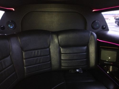 LIMO LIMOUSINE LINCOLN TOWN CAR FORD WHITE 2000 Excellent condition STRETCH RARE, US $8,000.00, image 12