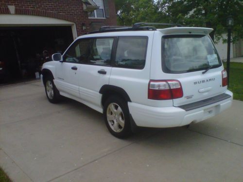 2001 subaru forester s wagon 4-door 2.5l