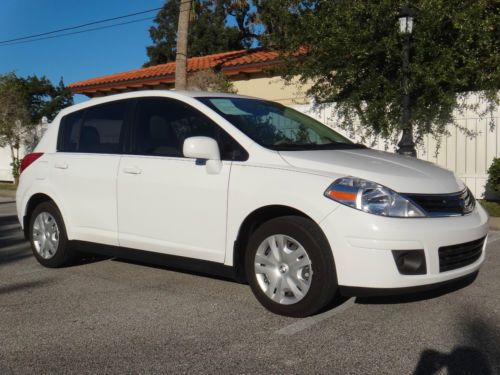 2012 nissan versa flawless car clean carfax, power pack, warranty!!