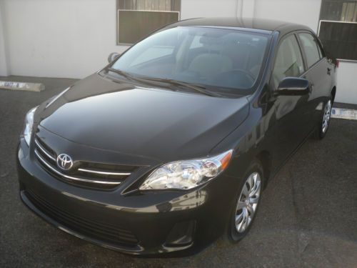 2013 Toyota Corolla LE 10k Miles, US $14,795.00, image 2