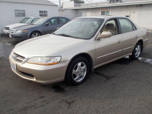 2000 honda accord, no reserve