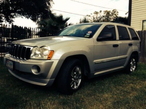 2006 jeep grand cherokee laredo