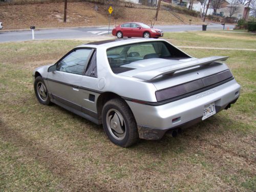 Pontica fiero gt 1985