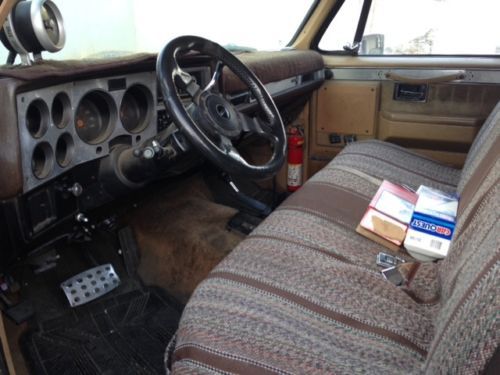 1985 Chevy Silverado Fuel Injected, image 3