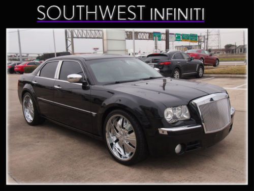 5.7L Power Door Locks Power Windows Power Driver's Seat Power Passenger Seat, image 3