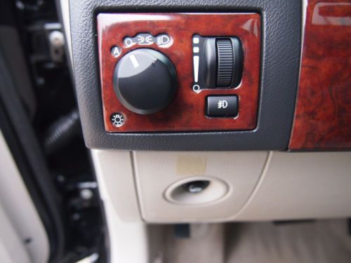 5.7L Power Door Locks Power Windows Power Driver's Seat Power Passenger Seat, image 21