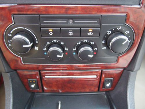 5.7L Power Door Locks Power Windows Power Driver's Seat Power Passenger Seat, image 22