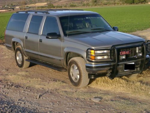 1999 gmc c1500 suburban