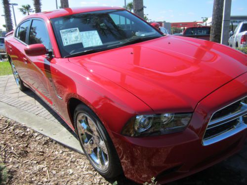 Certfied 5.7 Hemi Automatic 8.4" Nav Bluetooth Low Mile One Owner, image 2