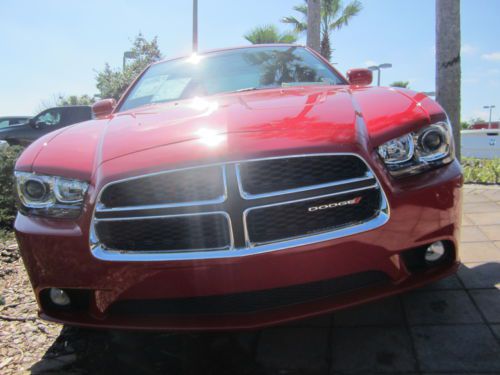 Certfied 5.7 Hemi Automatic 8.4" Nav Bluetooth Low Mile One Owner, image 4