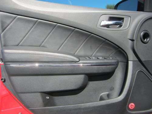 Certfied 5.7 Hemi Automatic 8.4" Nav Bluetooth Low Mile One Owner, image 39